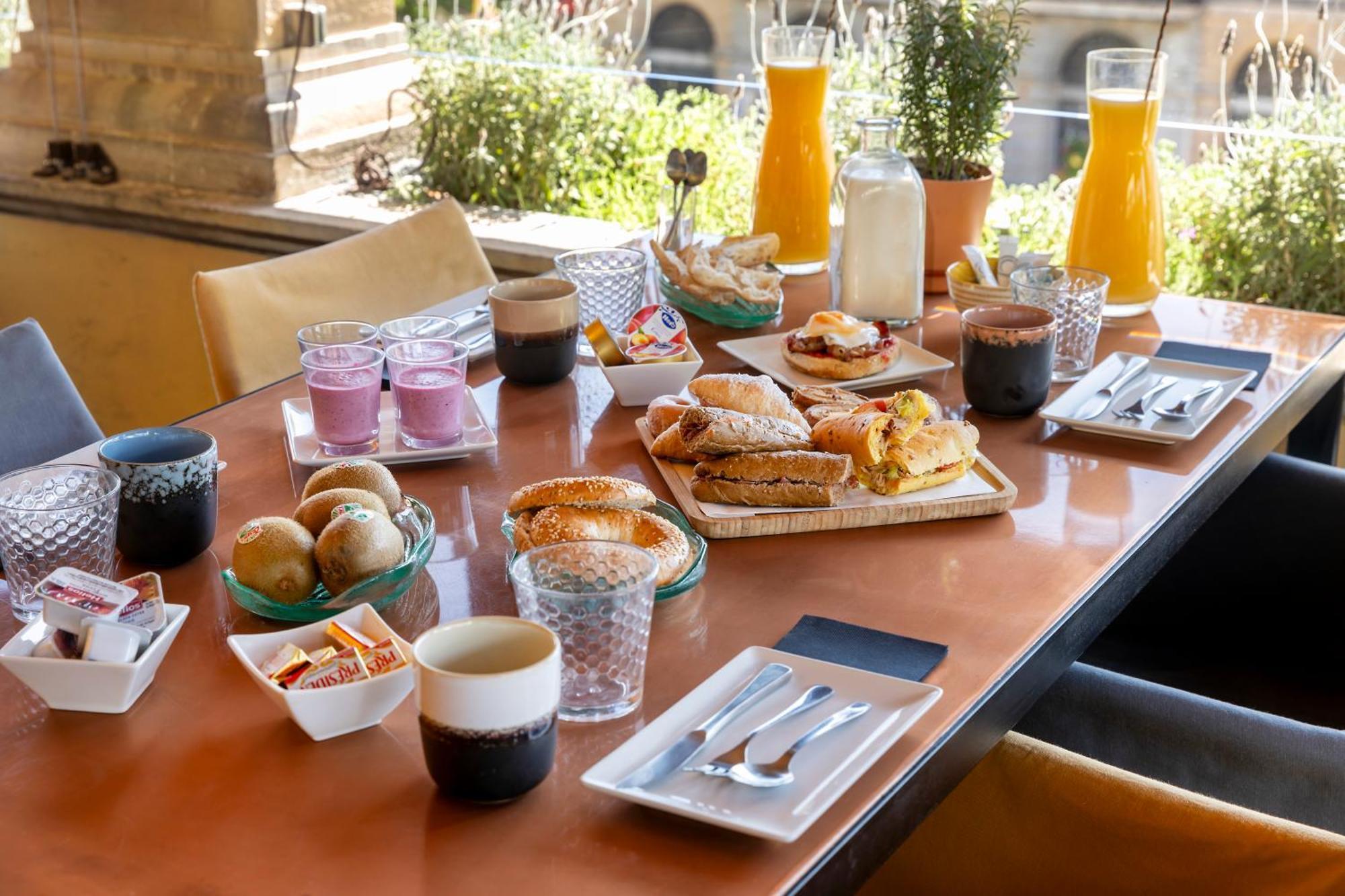 Cal Roure Boutique Hotel Igualada Buitenkant foto