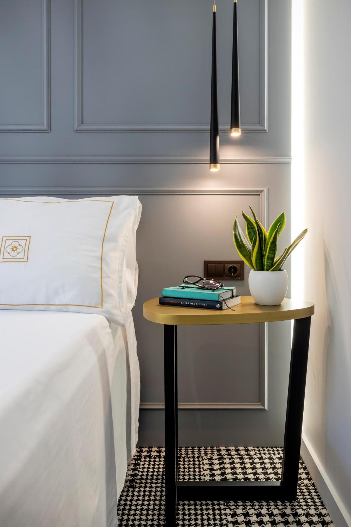 Cal Roure Boutique Hotel Igualada Buitenkant foto